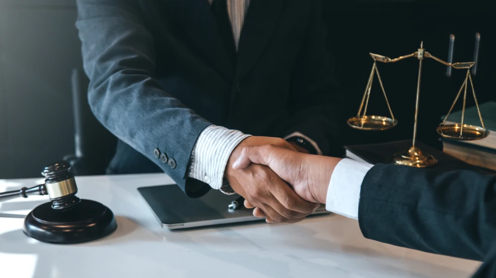 Strategic Referrals Among Attorneys