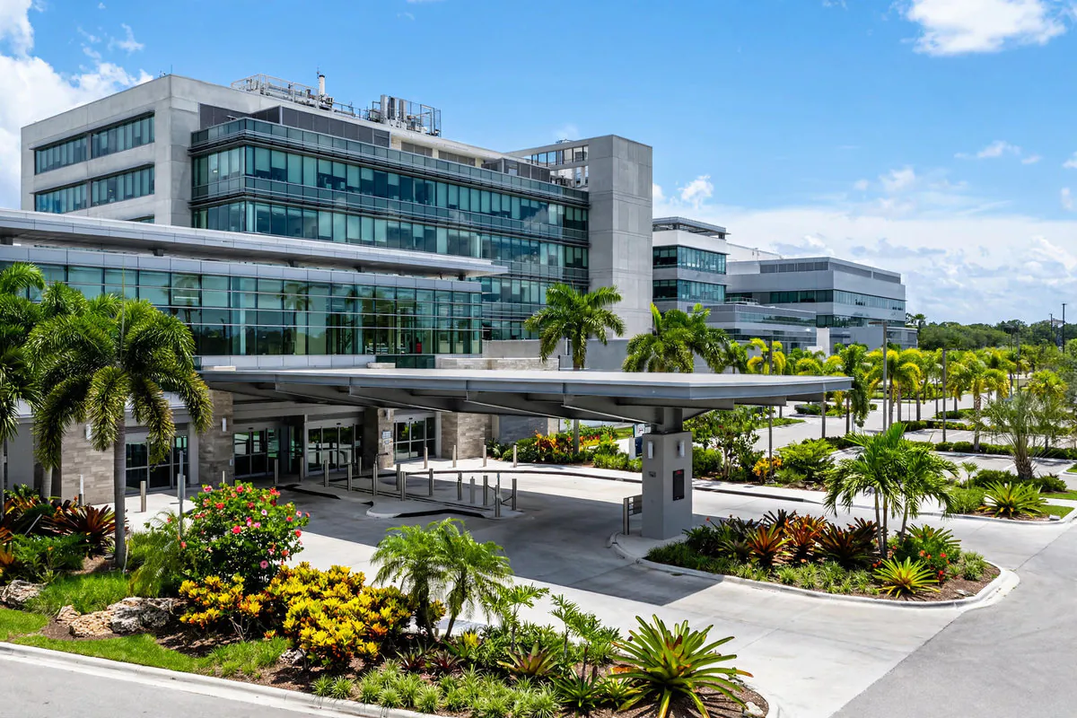 HCA Florida Westside Regional Medical Center in Plantation, Florida — modern hospital exterior with entrance canopy